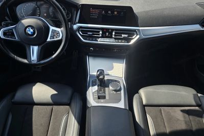 BMW Seria 3 318D M Sport