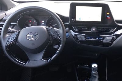 Toyota C-HR 1.8 Hybrid Style