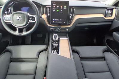 Volvo XC60 B5 B AWD Plus Bright aut