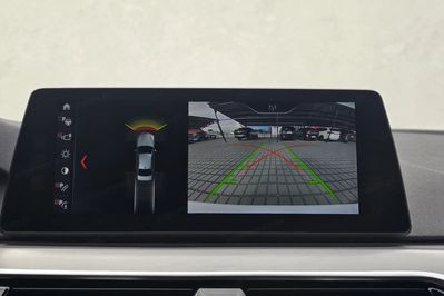 BMW Seria 5 520d xDrive M Sport sport-aut