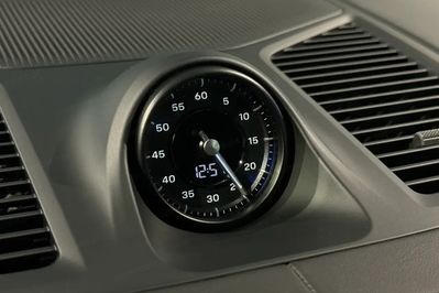 Porsche Cayenne Coupe E-Hybrid Black Edition