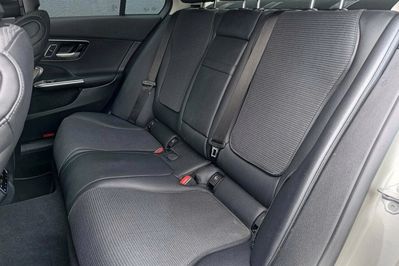 Mercedes Klasa C 300 4MATIC AVANTGARDE