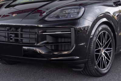 Porsche Cayenne E-Hybrid Black Edition