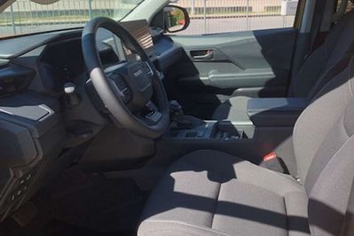 Toyota HiLux mHEV Double Cab Active 4x4 aut