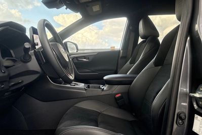 Toyota RAV4 Plug-In Hybrid GR Sport 4x4