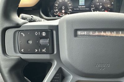 Land Rover Defender 110 D250 X-Dynamic HSE