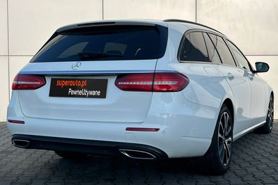 Mercedes Klasa E Kombi 220 d 4MATIC Exclusive