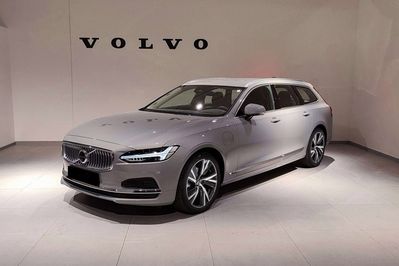 Volvo V90 T6 AWD Plug-In Hybrid Plus Bright