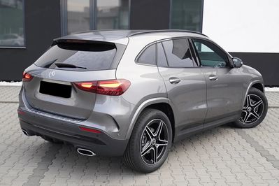 Mercedes GLA 220  4-Matic AMG Line