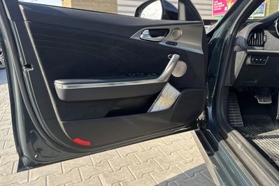 Kia Stinger GT 3.3 T-GDI V6 AWD