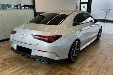 Mercedes CLA 200 AMG Line
