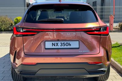 Lexus NX 450h+ Omotenashi AWD