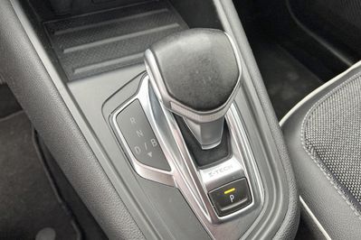 Renault Captur Intens 1.3 E-Tech AT