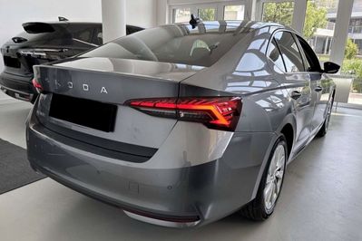 Skoda Octavia Selection Edition 130 1.5 TSI mHEV DSG