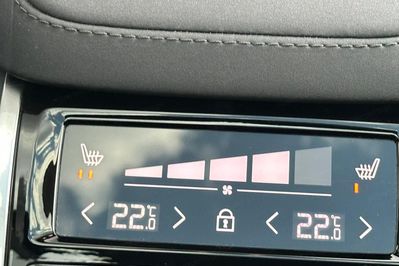 Volvo XC90 T8 AWD Plug-In Hybrid Ultra Dark 7os aut