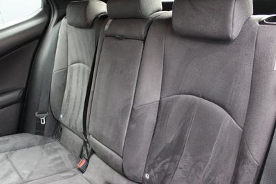 Lexus UX 300h Business
