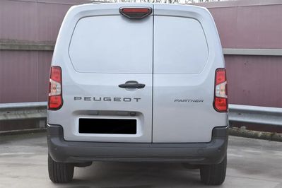 Peugeot Partner Van L2H1 EAT8