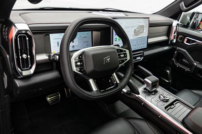 Jetour T2 2.0T 7DCT REAL TIME 4WD