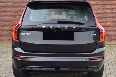 Volvo XC90 T8 AWD Plug-In Hybrid Ultra Dark 7os