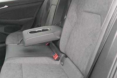 Volkswagen Golf Life Plus 1.5 eTSI mHEV DSG