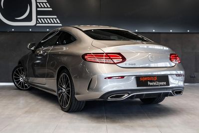 Mercedes Klasa C 300 AMG Line
