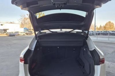 Jaguar F-Pace 2.0 D200 mHEV AWD R-Dynamic SE