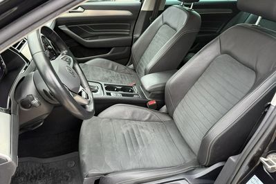 Volkswagen Passat 2.0 TDI 4Mot.  DSG