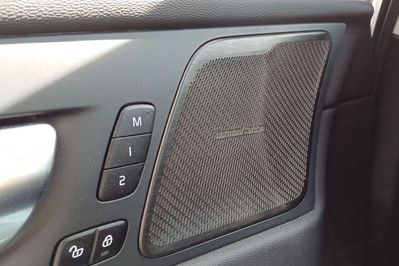 Volvo XC60 B5 B AWD Plus Dark