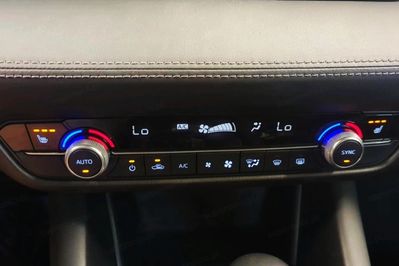 Mazda 6 Center-Line