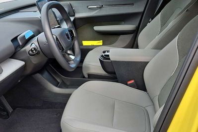 Volvo EX30 Single Motor Extended Range Ultra