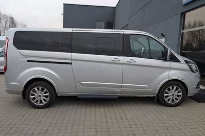 Ford Tourneo Custom L2H1 AT