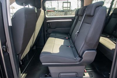 Opel Zafira Life Extra Long L2H1 Business AT8