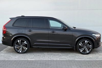 Volvo XC90 T8 AWD Plug-In Hybrid Ultra Dark 7os