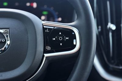 Volvo XC60 T6 Plug-In Hybrid AWD Plus Dark
