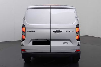 Ford Transit Custom 320 L2H1 Trend A8