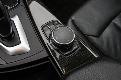 BMW Seria 3 Gran Turismo 320d xDrive Luxury Line aut