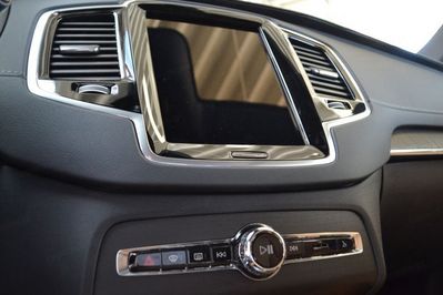 Volvo XC90 Hybrid Ultra Bright