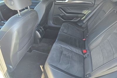 Volkswagen Arteon 2.0 TDI R-Line DSG