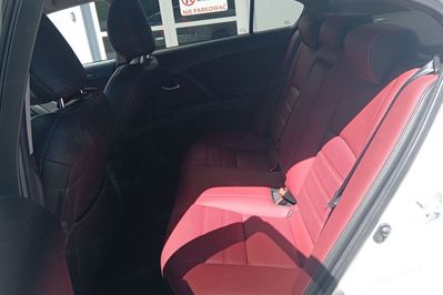 Toyota Avensis 1.8 Selection MS