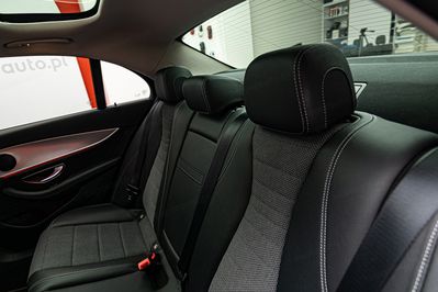 Mercedes Klasa E E 220 d 4-Matic Business Edition 9G-TRONIC