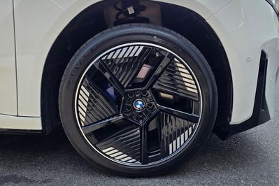 BMW iX3 50 xDrive M Sport