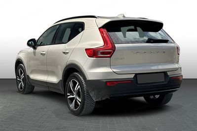 Volvo XC40 B3 Plus Dark