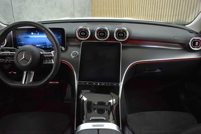 Mercedes Klasa C 200 4-Matic AMG