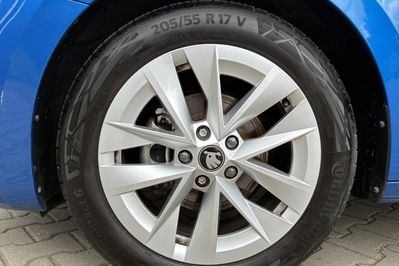 Skoda Octavia 1.5 TSI mHEV Selection DSG