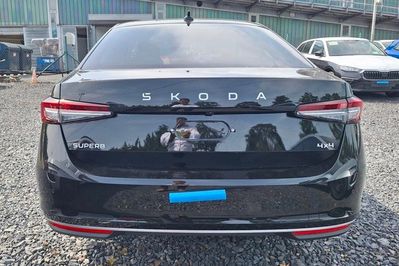 Skoda Superb L&K 2.0 TDI DSG 4x4