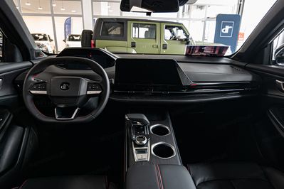 Dr Motor DR6 ‎1.5 LPG FWD