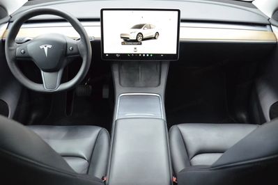 Tesla Model Y Y Long Range AWD