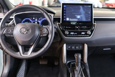 Toyota Corolla Cross 2.0 Hybrid Executive