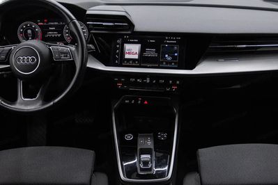Audi A3 35 TFSI mHEV Advanced S tronic