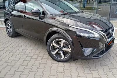 Nissan Qashqai 1.3 DIG-T N-Connecta Xtronic